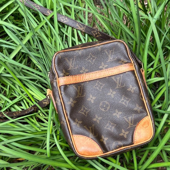 Authentic Louis Vuitton Danube - Picture 15 of 15